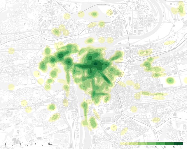 Abb. 2: Visualisierung der Dichte durch Kernel-Estimation und einer Bandbreite von 50px (315m) von literarisch verwendeten Orte in Prag
